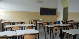 Scuola, i sindacati: “non ci sono le condizioni per riaprire” Scuola, i sindacati: "non ci sono le condizioni per riaprire"