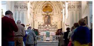 I vescovi lombardi: “messe feriali ancora senza fedeli “ Cei: celebrazioni natalizie in sicurezza, nel rispetto delle norme