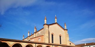 Domani l’affidamento di Curtatone e della sua comunità alla Beata Vergine delle Grazie. La celebrazione in Santuario Domani l'affidamento di Curtatone e della sua comunità alla Beata Vergine delle Grazie. Domani la celebrazione in Santuario