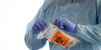 I contagiati mantovani aumentano di 87 in un giorno e arrivano a 456. Viadana 64 casi, Mantova e Castel Goffredo 32 Comune n. casi ACQUANEGRA SUL CHIESE 6 ASOLA 8 BAGNOLO SAN VITO 4 BORGO MANTOVANO 6 BORGO VIRGILIO 3 BORGOCARBONARA 1 BOZZOLO 7 CANNETO SULL'OGLIO 10 CASALOLDO 4 CASALROMANO 3 CASTEL D'ARIO 2 CASTEL GOFFREDO 32 CASTELBELFORTE 4 CASTELLUCCHIO 3 CASTIGLIONE DELLE STIVIERE 29 CAVRIANA 3 CERESARA 2 COMMESSAGGIO 2 CURTATONE 11 DOSOLO 17 GAZOLDO DEGLI IPPOLITI 5 GAZZUOLO 1 GOITO 15 GONZAGA 12 GUIDIZZOLO 10 MAGNACAVALLO 3 MANTOVA 32 MARCARIA 7 MARIANA MANTOVANA 2 MARMIROLO 6 MEDOLE 4 MOGLIA 1 MONZAMBANO 3 MOTTEGGIANA 1 OSTIGLIA 4 PEGOGNAGA 15 PIUBEGA 2 POGGIO RUSCO 15 POMPONESCO 2 PONTI SUL MINCIO 1 PORTO MANTOVANO 9 QUINGENTOLE 2 QUISTELLO 4 REDONDESCO 2 RIVAROLO MANTOVANO 8 RODIGO 2 RONCOFERRARO 1 ROVERBELLA 4 SABBIONETA 12 SAN BENEDETTO PO 4 SAN GIACOMO DELLE SEGNATE 1 SAN GIORGIO BIGARELLO 5 SAN GIOVANNI DEL DOSSO 2 SAN MARTINO DALL'ARGINE 1 SCHIVENOGLIA 5 SERMIDE E FELONICA 16 SOLFERINO 1 SUZZARA 4 VIADANA 64 VILLIMPENTA 1 VOLTA MANTOVANA 10 TOTALE aumentano i casi di coronavirus