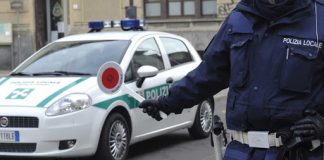 Troppa ancora la gente in giro, nuova giornata di controlli per la Polizia Locale. Si invocano misure più rigide Troppa ancora la gente in giro, nuova giornata di controlli per la Polizia Locale. Si invocano misure più rigide