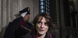 Coronavirus, Bonetti: “Centri estivi per i bambini piu’ piccoli”