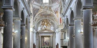 Niente messe aperte ai fedeli, Cei “Si viola la liberta’ di culto”