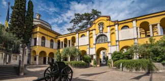 Anche a Regione Lombardia piace il drive in. Progetto pilota al Vittoriale di D’Annunzio Anche a Regione Lombardia piace il drive in. Progetto pilota al Vittoriale di D'Annunzio