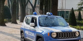 Picchia madre e sorella e poi aggredisce i poliziotti: nei guai un 21enne di Lunetta