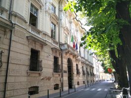 Abusi a un paziente dopo la colonscopia. Infermiere indagato