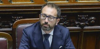 Bonafede “Un decreto per rivalutare le scarcerazioni dei boss”