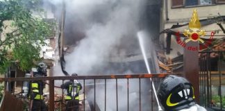 Esplosione in una villetta in provincia di Como, morto 21enne