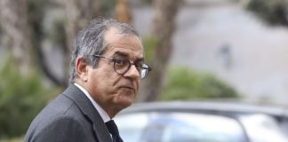 Fca, Tria: “Dibattito inutilmente ideologico, io non sono contrario”