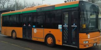 Festivaletteratura, spostamenti più comodi grazie alle navette Apam Sui bus con mascherine, distanziati e attenti a non salire quando la capienza è raggiunta. Così da lunedì si viaggerà sui mezzi dell'Apam