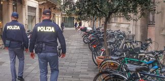 Finto avvocato si aggira per il centro e truffa anziani: la Polizia invita all’attenzione e a segnalare al 112