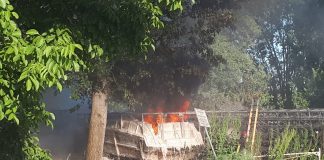 Incendio al cantiere nautico di Revere: in fiamme uno stampo per barche