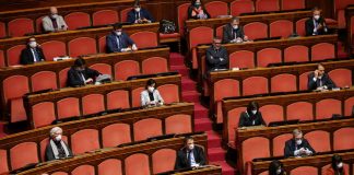 In Senato via libera tra le polemiche al decreto Elezioni