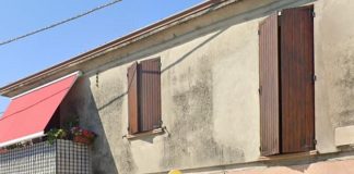 Polesine con due giorni di raccolta firme chiede la riapertura dell’ufficio postale Polesine con due giorni di raccolta firme chiede la riapertura dell'ufficio postale