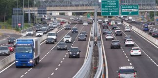 Divieto di spostamenti tra regioni, l’incontro in serata Divieto di spostamenti tra regioni, l'incontro in serata