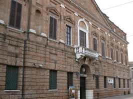 Ostiglia, bilancio 2026-2028: Incorvaia critico su tasse, tagli alla scuola e investimenti Tecnofer, il Comune convoca la nuova proprietà: "l'obiettivo è trattenere l'azienda a Ostiglia"