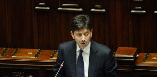 Sanità, Speranza “Dal Mes o dal Recovery Fund almeno 20 miliardi”