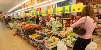 Istat, a luglio in calo la fiducia dei consumatori