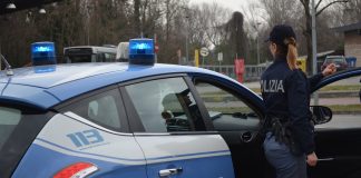 Pugni e calci tra due donne all’Iper Tosano, la mancata distanza anti Covid la causa