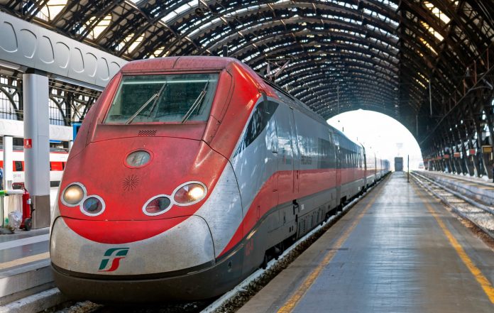 Treni ad alta velocità al 100% dei posti. Netta contrarietà degli esperti