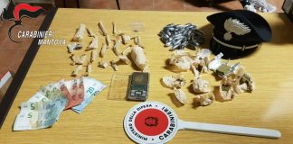 Spacciatore colto sul fatto da un carabiniere fuori servizio. In manette un 21enne