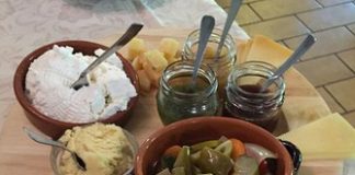 La Regione aiuta gli agriturismi danneggiando il resto della ristorazione, lettera a Fontana dalla Fipe