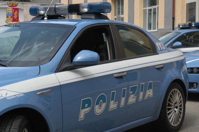 Violenta lite al bar Hemingway a Mantova, arriva la polizia: un denunciato e due misure di prevenzione