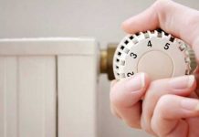 Mantova, nuova ordinanza del Comune: accensione del riscaldamento rinviata al 22 ottobre Caro energia: in Comune a Mantova termosifoni accesi dopo il 1° novembre. Uffici della Diocesi chiusi un'ora prima