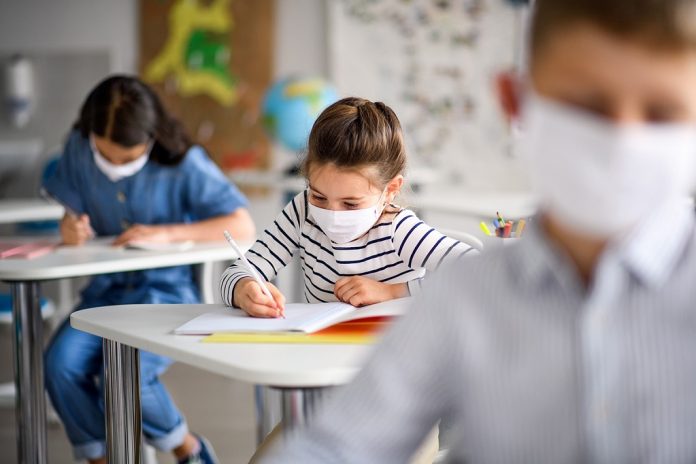 A Mantova oggi ultimo giorno di scuola. Figliuolo: 