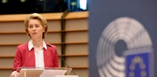 Migrazione, per Von der Leyen servono “Nuove regole e oneri condivisi in Europa”