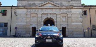 Trovato con hashish e 246 euro in contanti: denunciato 16enne mantovano