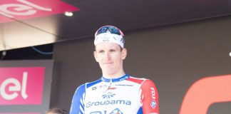 Demare vince al fotofinish la quarta tappa del Giro d’Italia