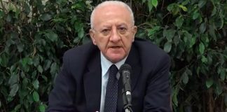 In Campania scuole chiuse fino al 30 ottobre e stop a feste