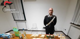 Viadana, beccati col formaggio rubato nel bagagliaio: due denunciati