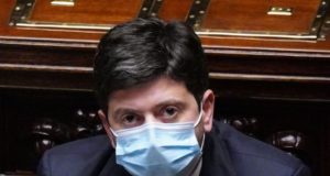 Speranza “Troppa gente ancora in giro, 48 ore per stretta”