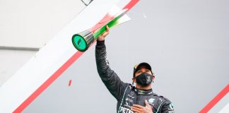 Hamilton trionfa al Gp di Turchia, settimo titolo mondiale in carriera
