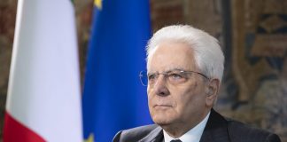 Mattarella “Il Covid tende a dividerci, no a polemiche scomposte”