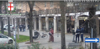 Non rispetta le norme anti-Covid, chiuso il bar di viale Partigiani e sanzionati i clienti. In un mese 66 le persone multate dalla Polizia locale Non rispetta le norme anti-Covid, chiuso il bar di viale Partigiani. In un mese 66 le persone sanzionate dalla Polizia locale