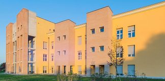 Grave emergenza Covid alla Rsa “I Ciclamini” di Quistello: 60 anziani e due terzi del personale contagiati. Arcuri manda gli infermieri militari La situazione alla Rsa di Quistello va normalizzandosi: revocata l'ordinanza di evacuazione. Tornano i militari