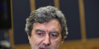 Covid, Marsilio firma l’ordinanza per Abruzzo in zona arancione