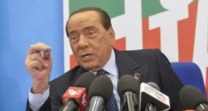 Berlusconi “I voti di Forza Italia non aiuteranno la maggioranza”