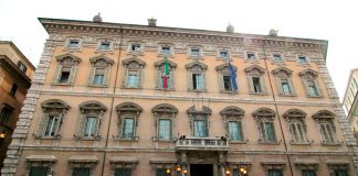 Spostamenti nelle festività tra piccoli comuni, il Senato approva ma sarà il Governo a decidere