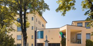 Ancora sovraffollato l’ex Opg di Castiglione dove in 15 ospiti e 28 operatori si sono contagiati. Oltre 4 anni per i lavori al via nel giugno 2021 Scappano in due dall'ex Opg di Castiglione: uno preso a Brescia