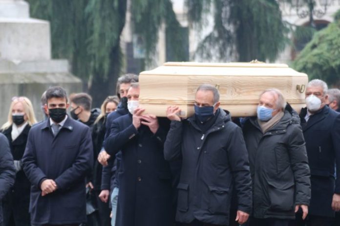 Furto in casa di Paolo Rossi, ladri in azione durante il funerale