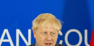 Gran Bretagna, Johnson annuncia un nuovo lockdown nazionale