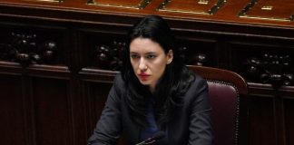 Scuola, Azzolina “Il ritorno in classe è un atto di responsabilità”