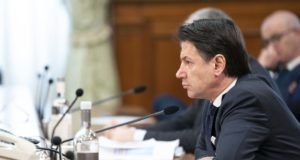 Governo, Conte “Se ci sarà la fiducia rafforzeremo la squadra”