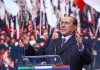Crisi, Berlusconi: “O un nuovo Governo o le elezioni”