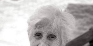 Nonna Fiorina vaccinata a 108 anni. “Ho già vinto la Spagnola così sconfiggo il Coronavirus”