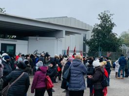 Corneliani, vertice Rsu-Brandazza: l’ad dichiara l’impegno per la continuità aziendale Corneliani, vertice Rsu-Brandazza: l'ad dichiara l'impegno per la continuità aziendale